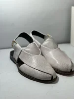 SERPENTE – The Luxe Peshawari Chappal